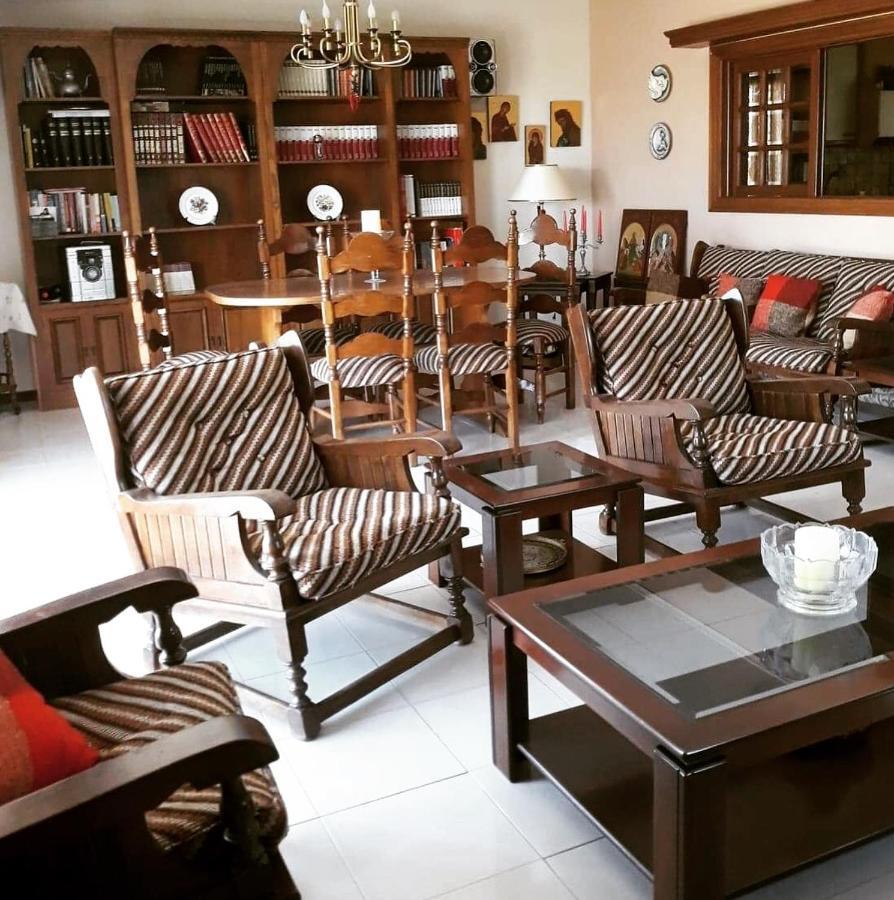 Fantastic Villa, A 5 Minute Drive From The Beach! Athen Eksteriør bilde
